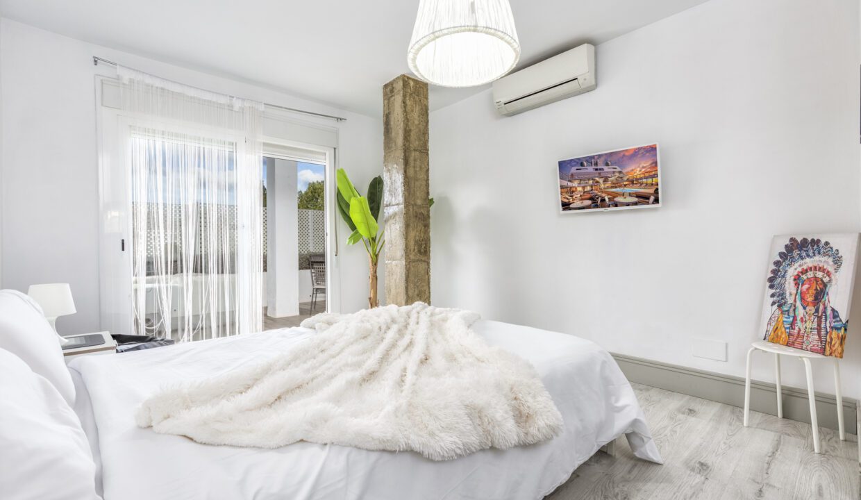 Sales and Rentals - Jacques Olivier Marbella