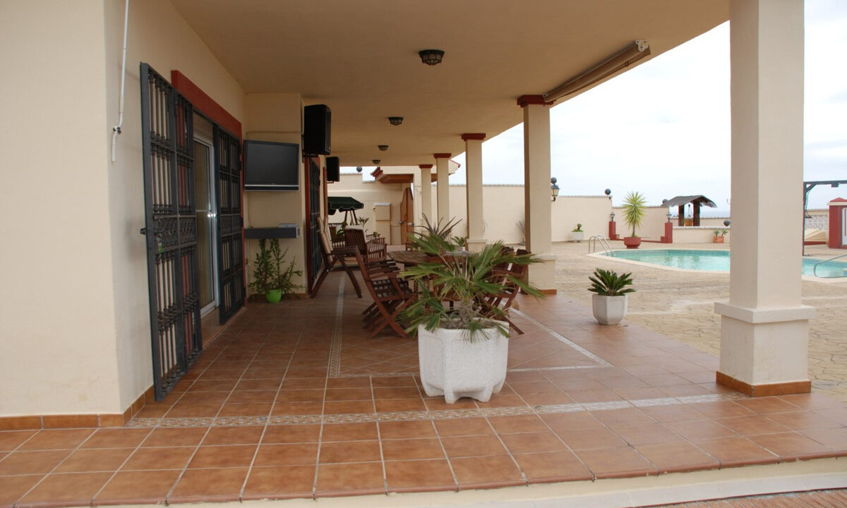 Bungalow for sale in Málaga Estepona Costa del Sol Spain - Jacques Olivier Marbella