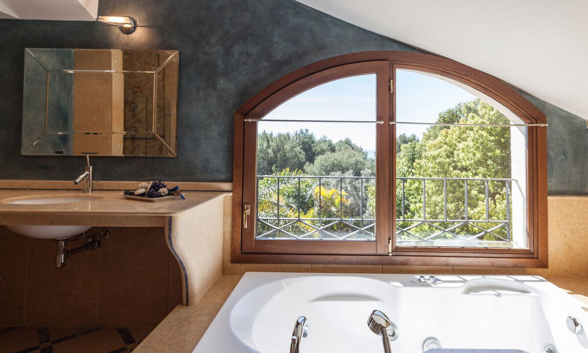 Detached Villa for sale in Málaga The Golden Mile Costa del Sol Spain - Jacques Olivier Marbella
