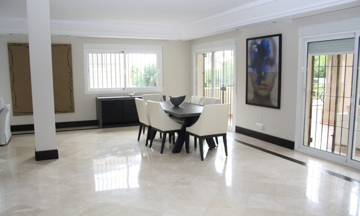 Detached Villa for sale in Málaga Puerto Banús Costa del Sol Spain - Jacques Olivier Marbella