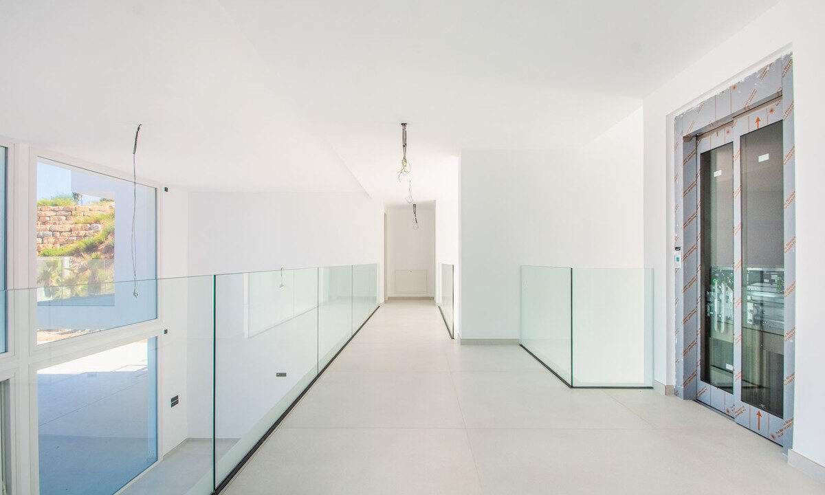 Detached Villa for sale in Málaga La Mairena Costa del Sol Spain - Jacques Olivier Marbella