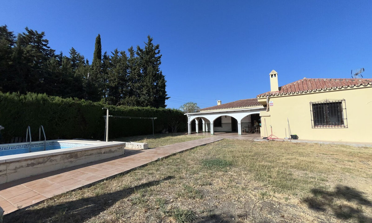 Finca - Cortijo for sale in Málaga Estepona Costa del Sol Spain - Jacques Olivier Marbella