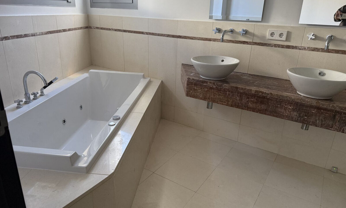 Semi-Detached House for sale in Málaga Sierra Blanca Costa del Sol Spain - Jacques Olivier Marbella